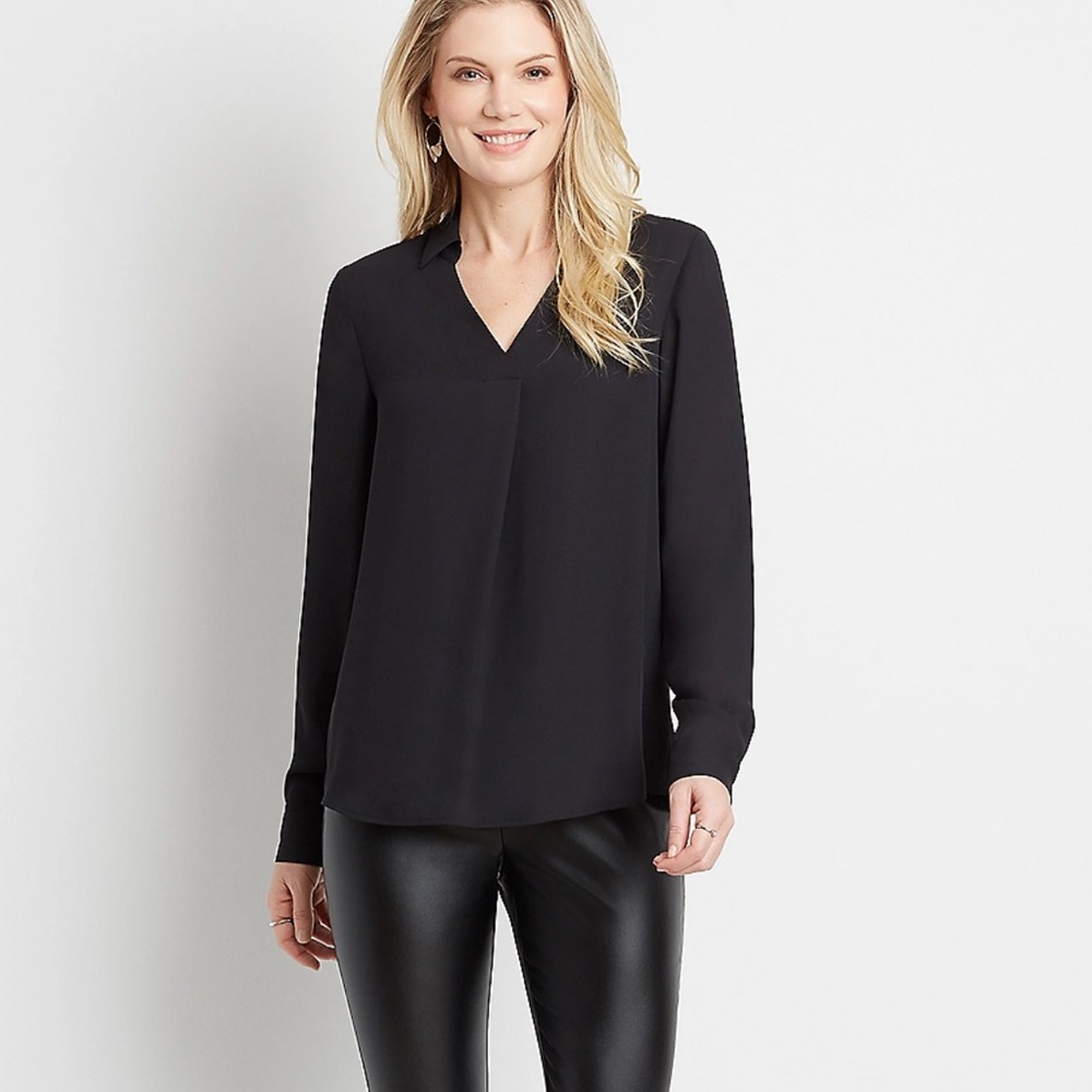 Maurice’s black blouse top